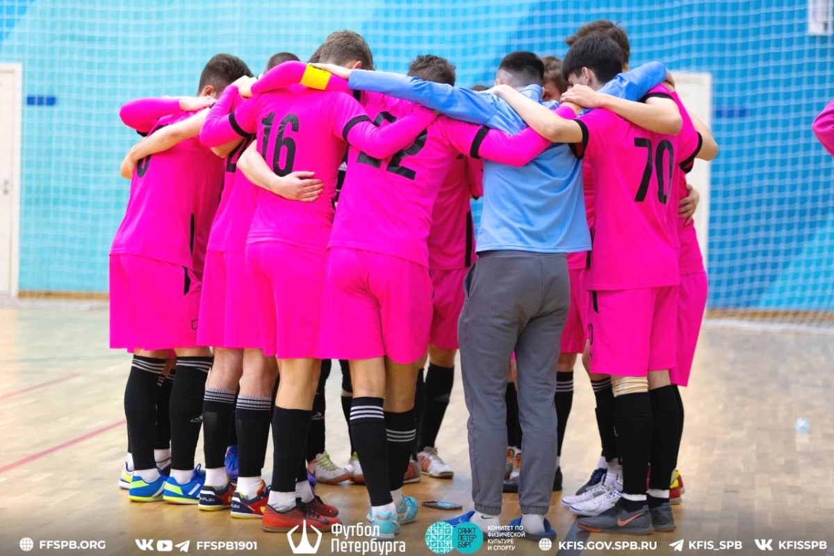 Команда ГУМРФ по мини-футболу одержала победу в матче студенческой лиги